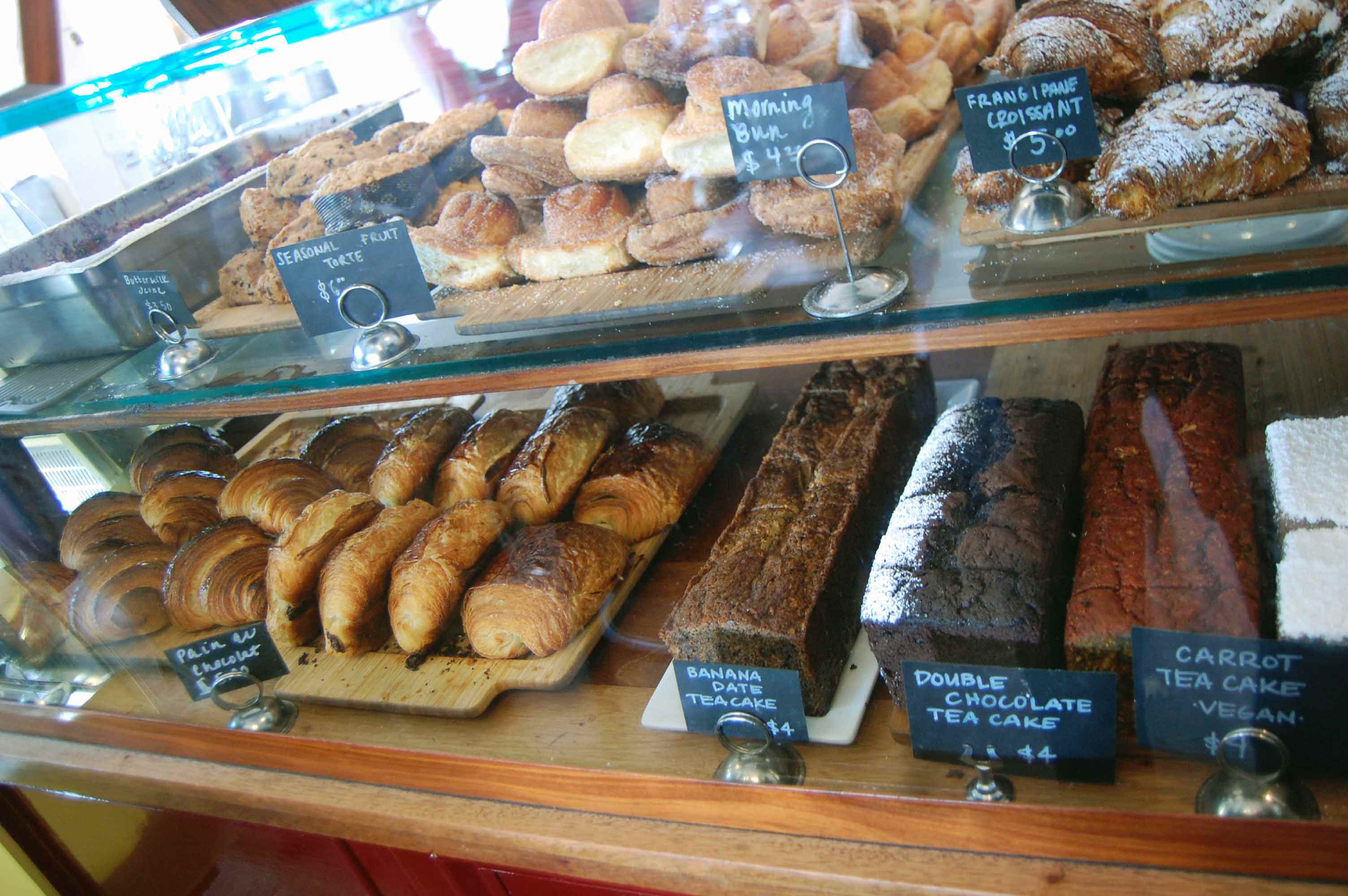 tartine bakery - san francisco tourist spots that locals love