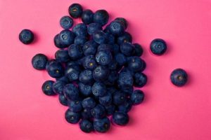 berries-with-pink-background-in-place-of-miracle-berries